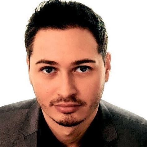 Kyle Kulinski (born January 31, 1988) is a left-wing radio host, social democratic political commentator, and the co-founder of the political organization Justice Democrats. . Kyle kulinski